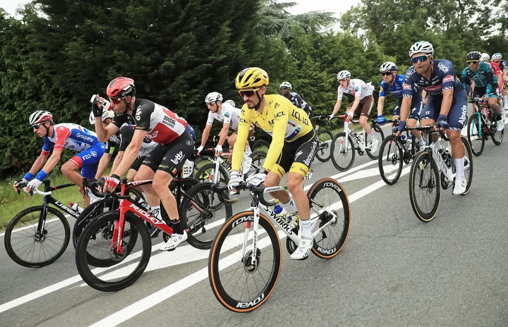 Tour de France 2021 Update 1.02 Patch Notes