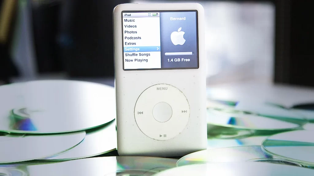 Why the iPod is trending again and seducing the 2000s 20 years after its release