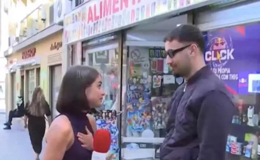 Video Reporter Cuatro Harassment incident during a live report